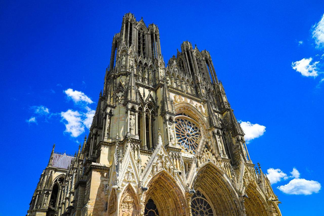 The Sparkling Castle Reims Exterior foto